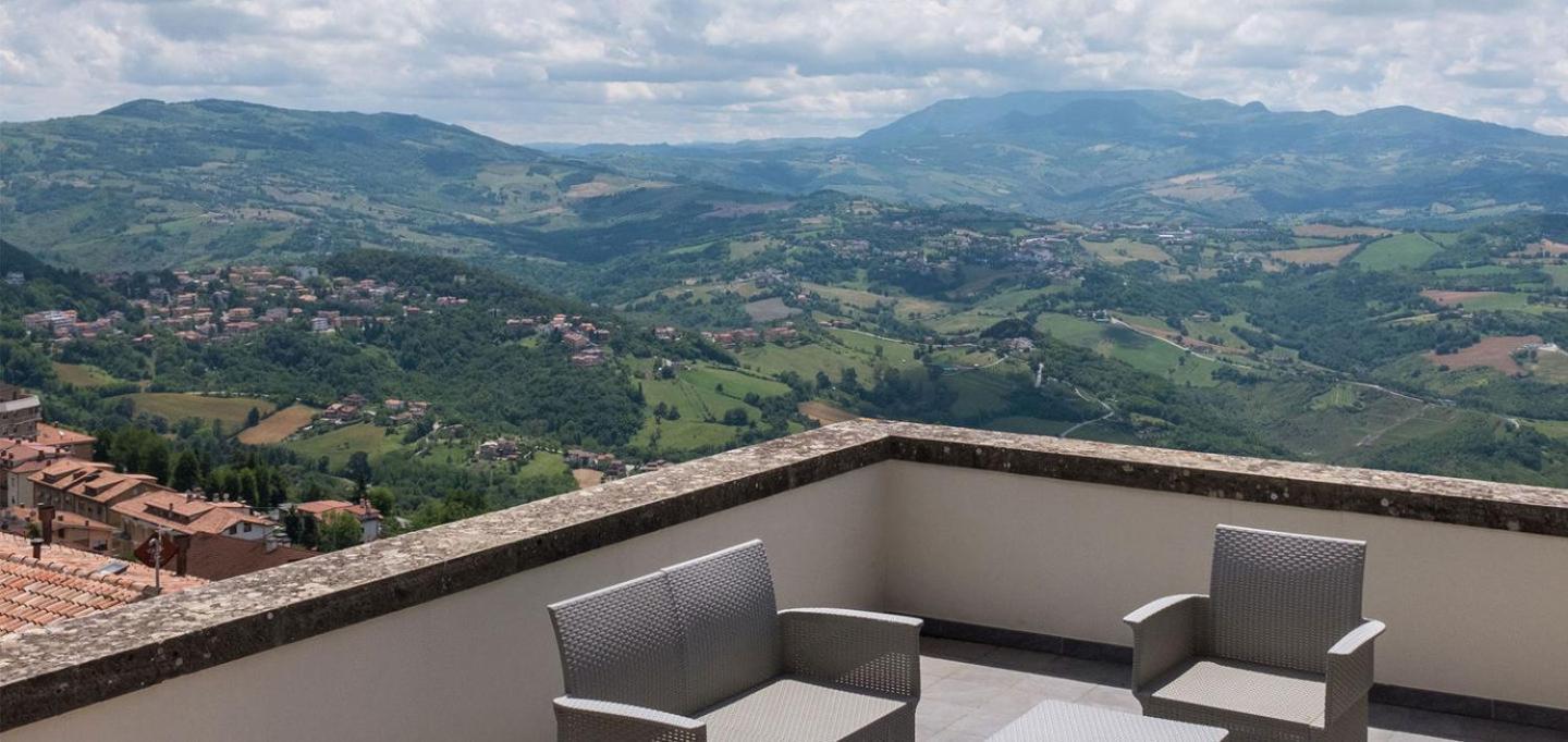 Titano Suites San Marino Luaran gambar
