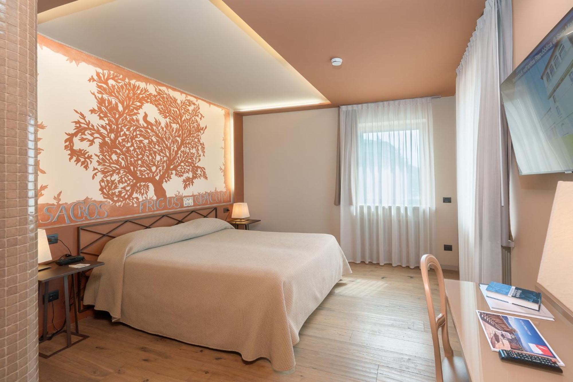 Titano Suites San Marino Luaran gambar