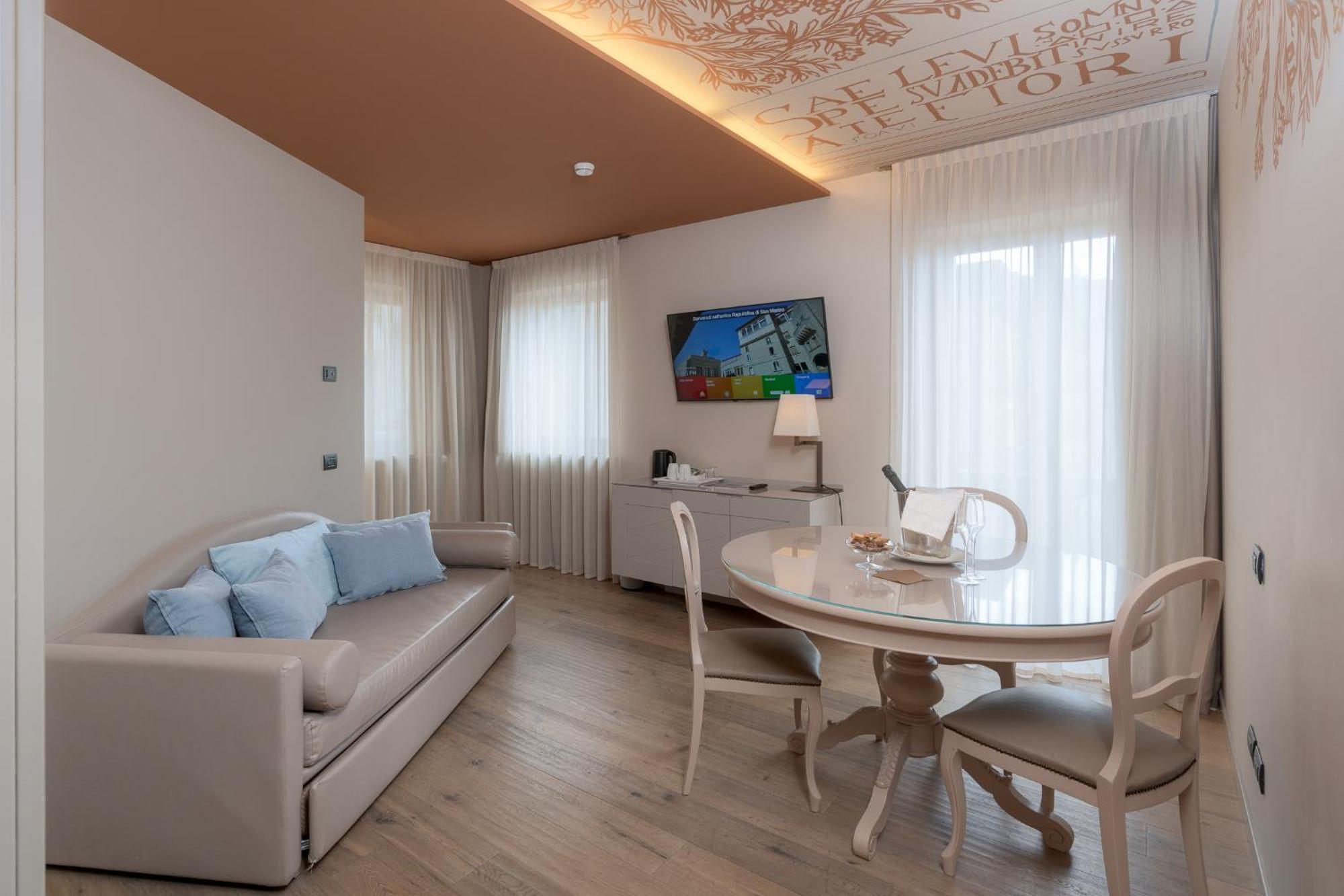 Titano Suites San Marino Luaran gambar