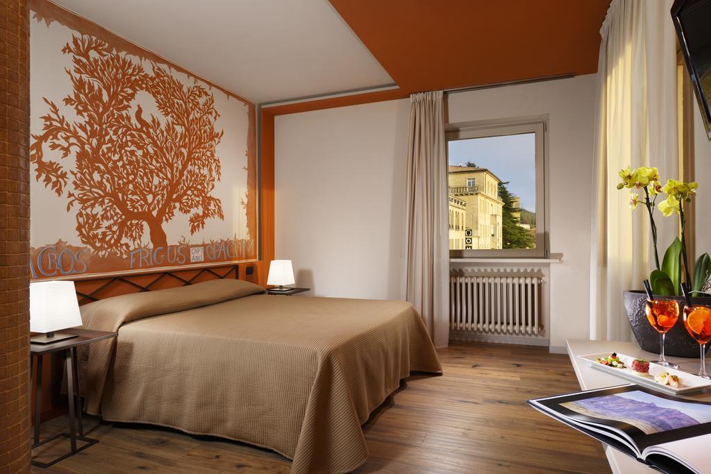 Titano Suites San Marino Bilik gambar