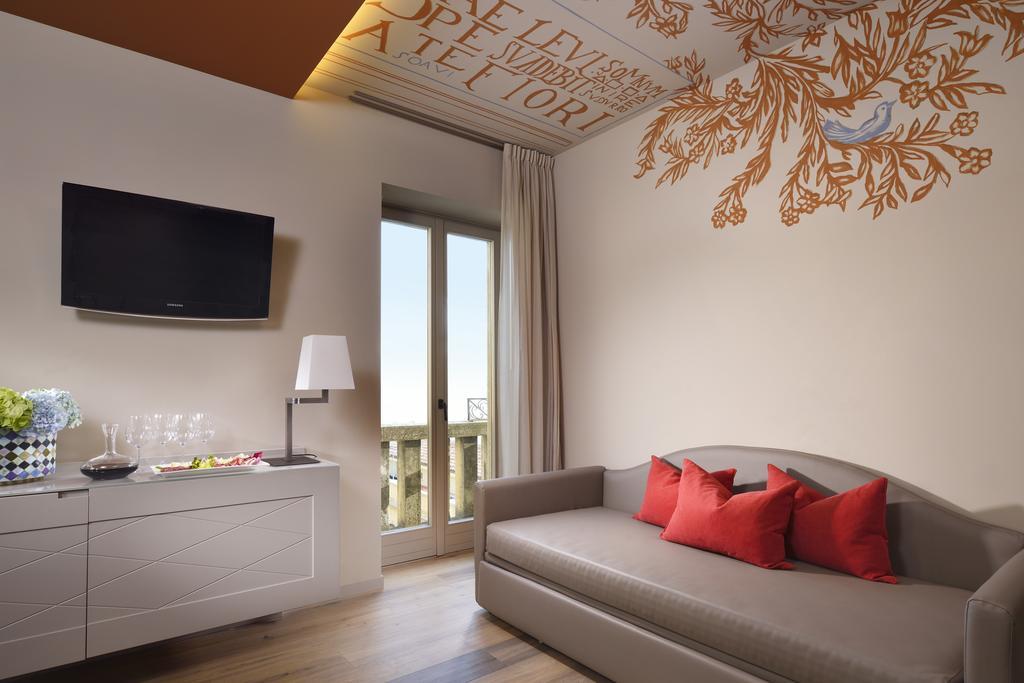 Titano Suites San Marino Bilik gambar