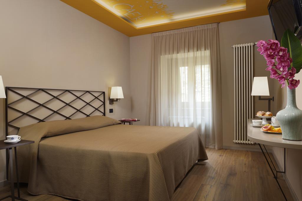 Titano Suites San Marino Bilik gambar
